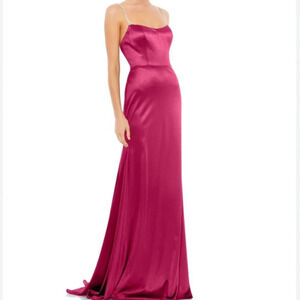 NWT Mac Duggal Charmeuse Rhinestone Strap Trumpet Gown Size 6